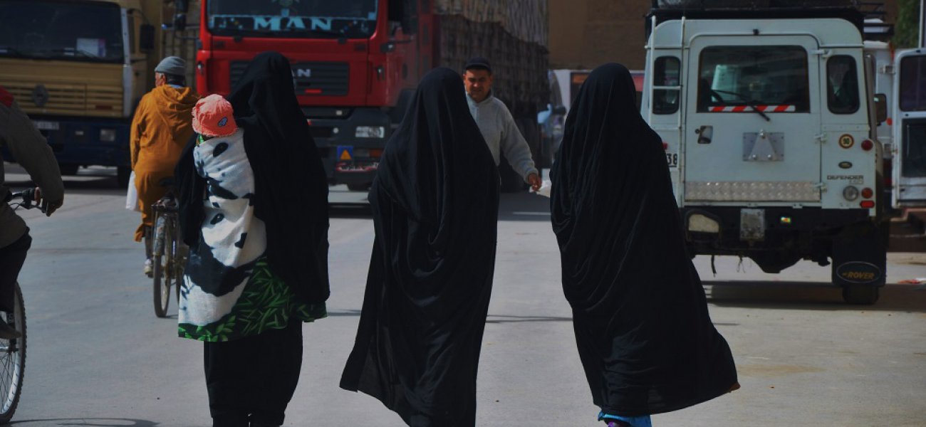 La melhfa, vestimenta de la mujer en el sur de Marruecos.