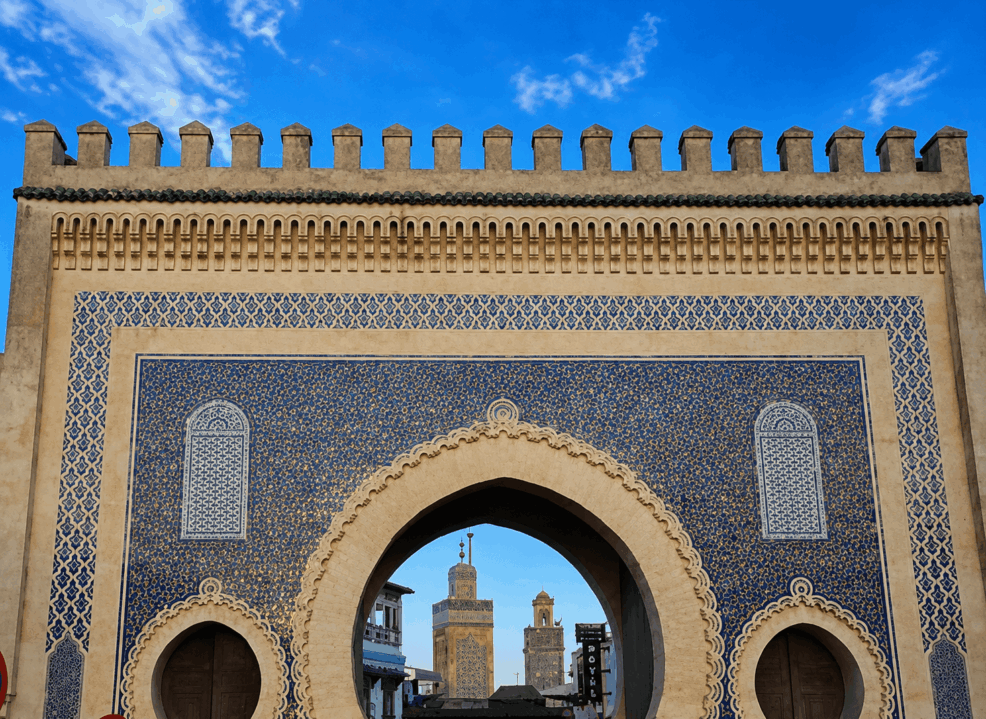 La medina de Fez, uno de los grandes tesoros de Marruecos 4 rutas por marruecos ali bab bou jeloud puerta azul medina fez.jpg